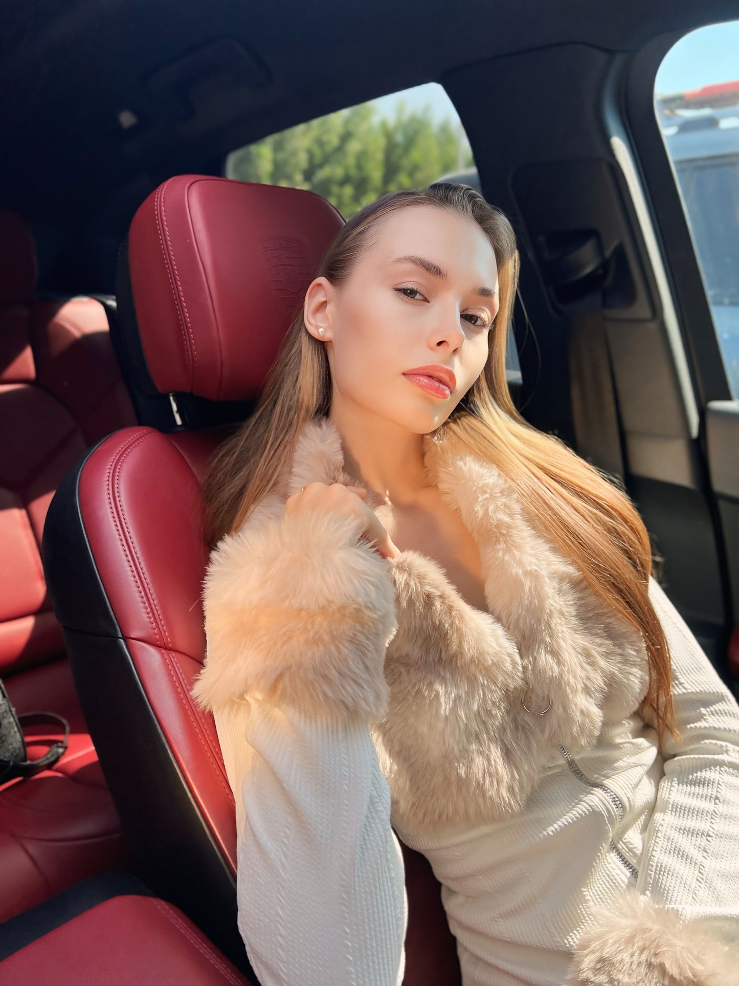 Lana Zipper Sweater in Off White