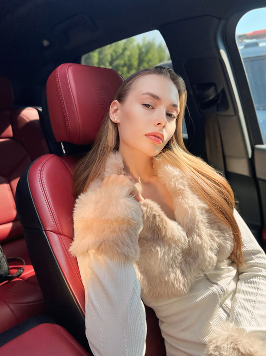 Lana Zipper Sweater in Off White